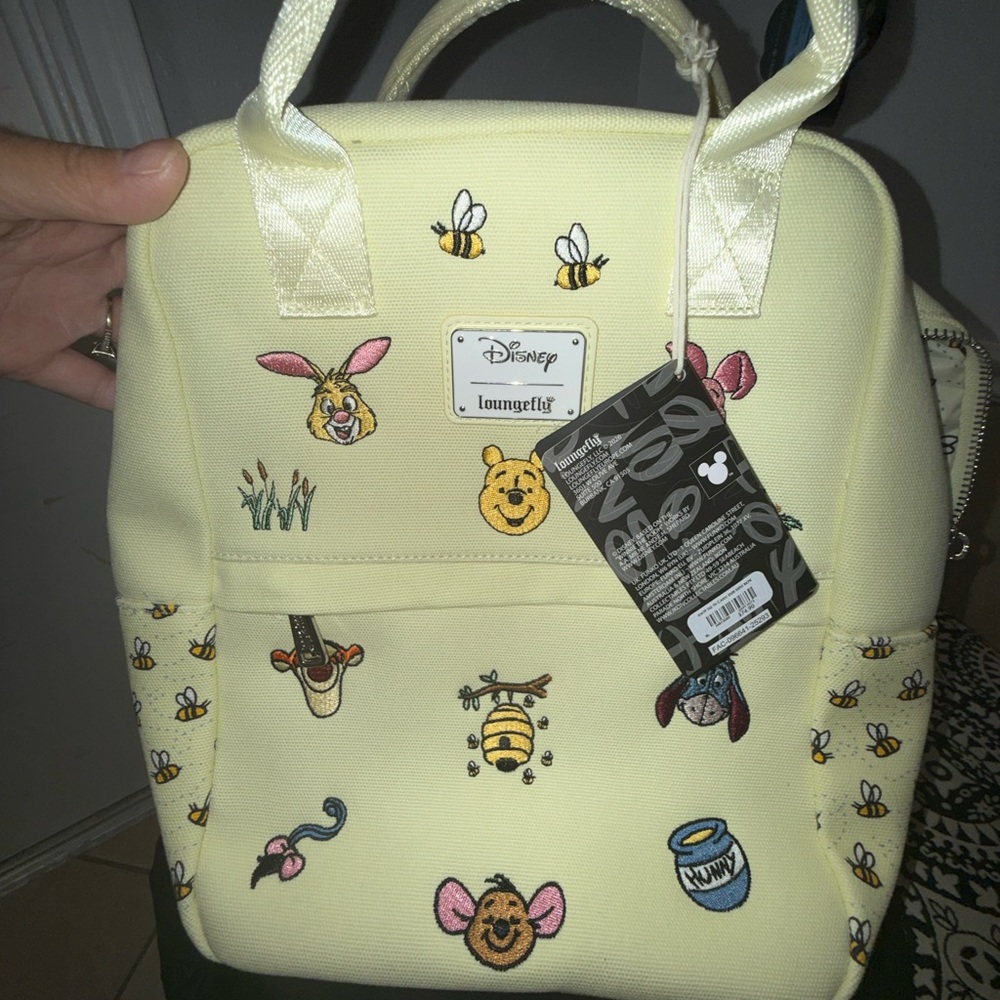 ❌❌❌Loungefly Disney Yellow Backpack with Pooh and Friends
